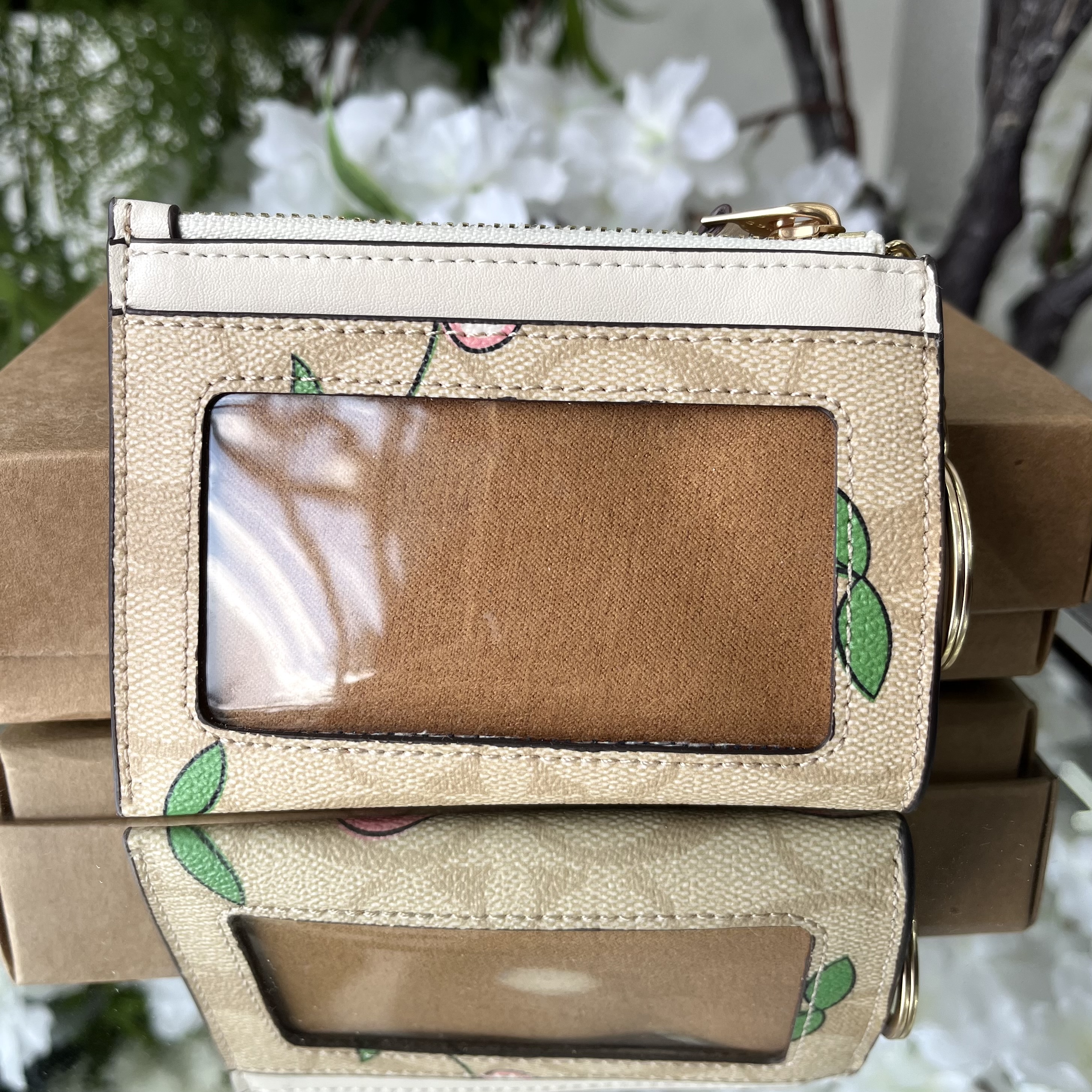 جزدان كوتش للبطاقات - 10